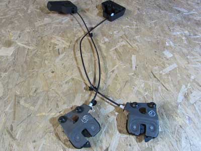 BMW Rear Folding Seat Latches Locks w/ Cables and Handles (Left and Right Set) 52207112863 E60 F102